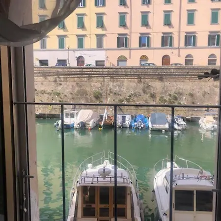 Apartment Casa Medicea Sul Canale Livorno
