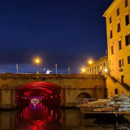 Casa Medicea Sul Canale Livorno