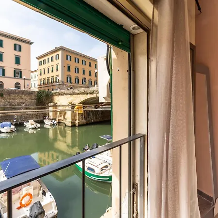 Casa Medicea Sul Canale Apartmán *